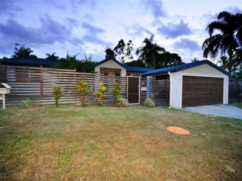 1/16 Wallaroo Way, Ashmore QLD 4214