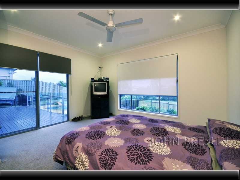 11 Skyburnett Street, Reedy Creek QLD 4227