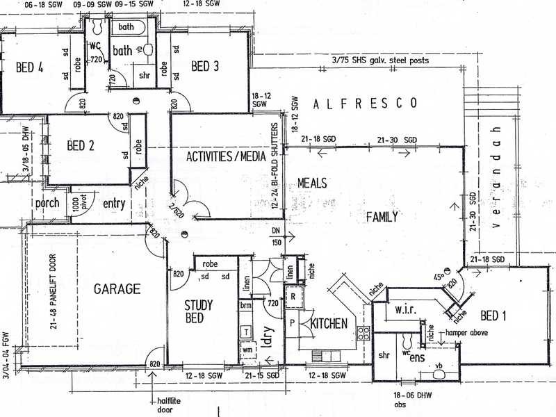 11 Skyburnett Street, Reedy Creek QLD 4227