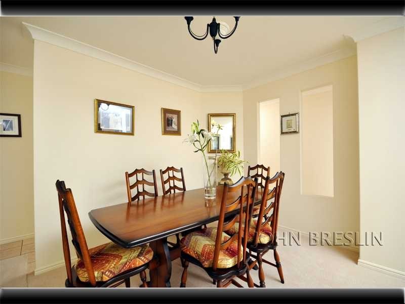 111 Santa Cruz Blvd, Clear Island Waters QLD 4226