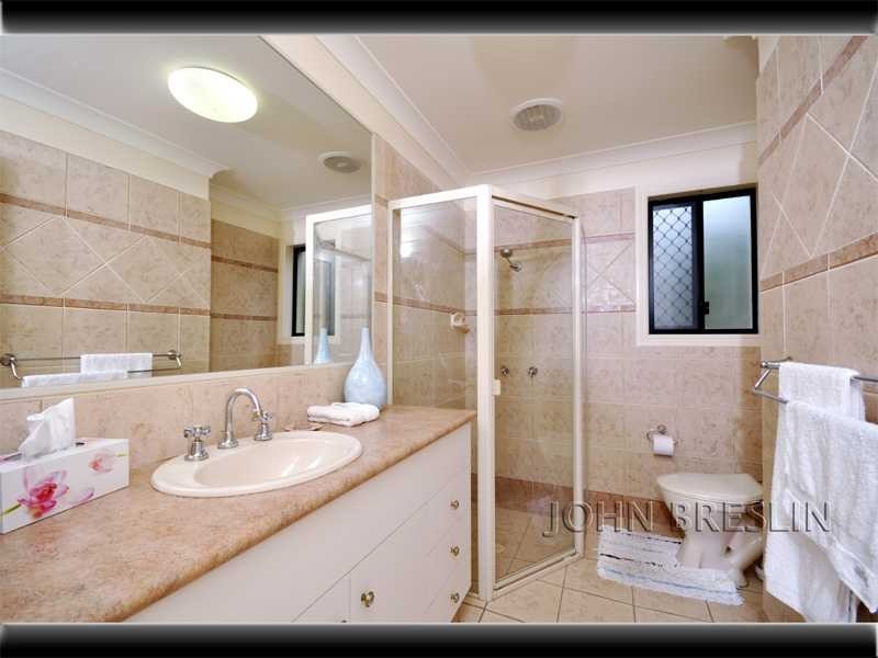 111 Santa Cruz Blvd, Clear Island Waters QLD 4226