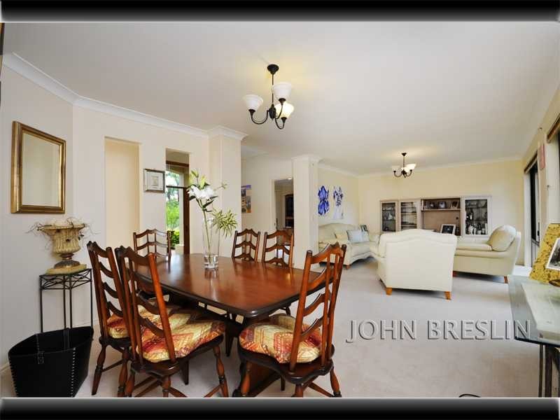 111 Santa Cruz Blvd, Clear Island Waters QLD 4226