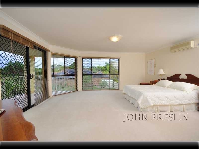 111 Santa Cruz Blvd, Clear Island Waters QLD 4226