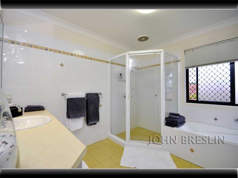 111 Santa Cruz Blvd, Clear Island Waters QLD 4226