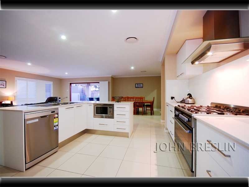 27 Camarillo Circuit, Reedy Creek QLD 4227