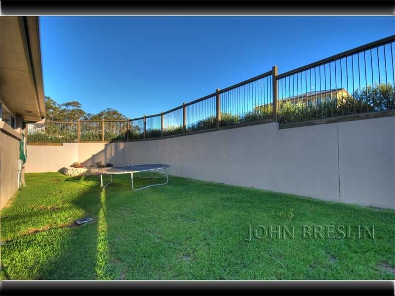 27 Camarillo Circuit, Reedy Creek QLD 4227