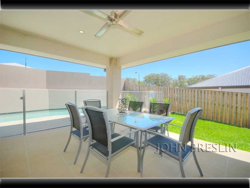 27 Camarillo Circuit, Reedy Creek QLD 4227