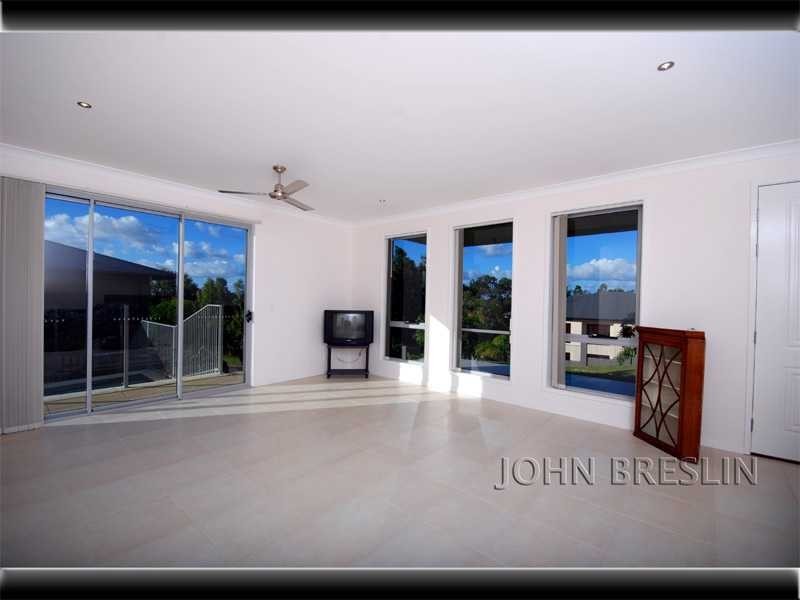 2 Culgoora Crescent, Reedy Creek QLD 4227