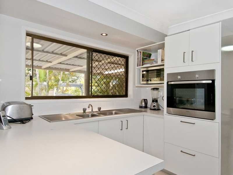 10-12 Erin Court, Gleneagle QLD 4285