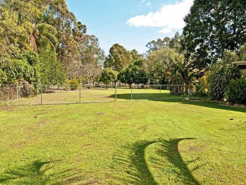 10-12 Erin Court, Gleneagle QLD 4285