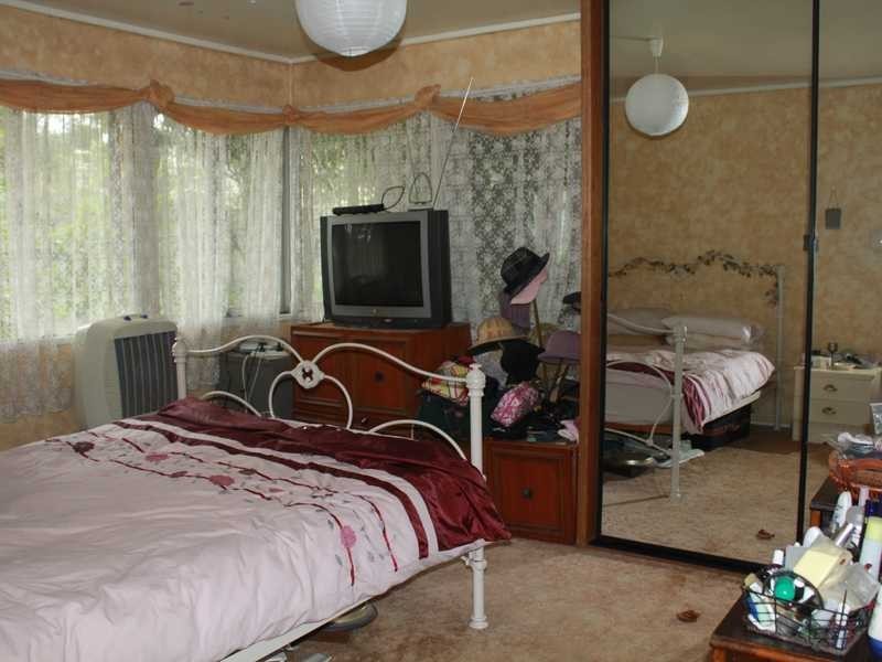 16 Willow Street, Varsity Lakes QLD 4227