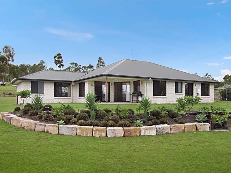 90 Carrigan Way, Gleneagle QLD 4285