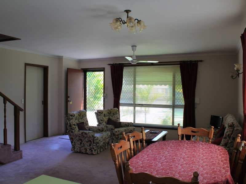 3/6 Peacock Place, Burleigh Waters QLD 4220