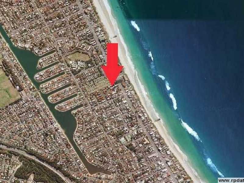 24/1 Rolan Court, Palm Beach QLD 4221