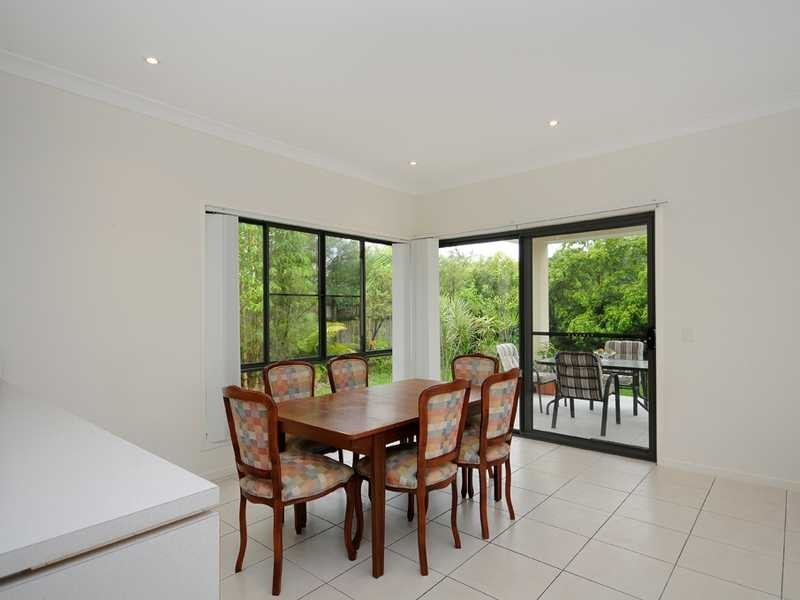 12 Casuarina Drive, Molendinar QLD 4214