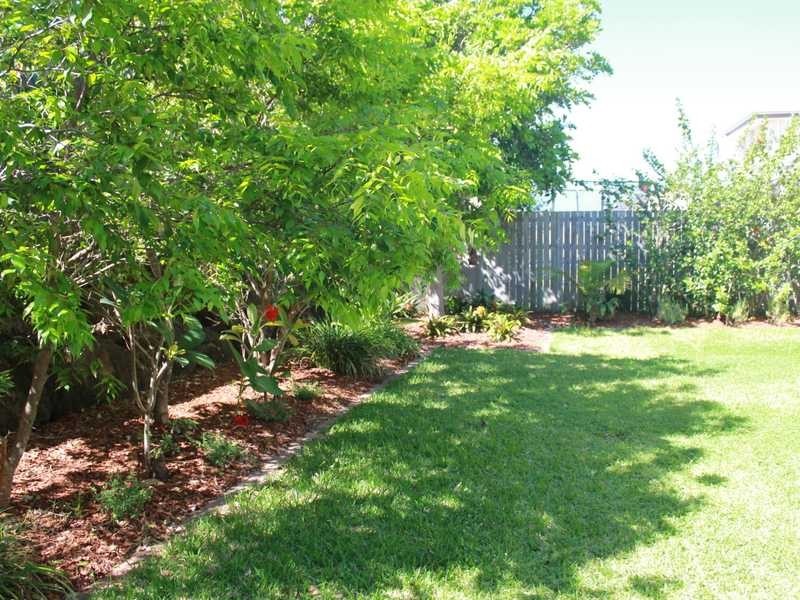 12 Casuarina Drive, Molendinar QLD 4214