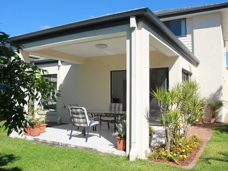 12 Casuarina Drive, Molendinar QLD 4214