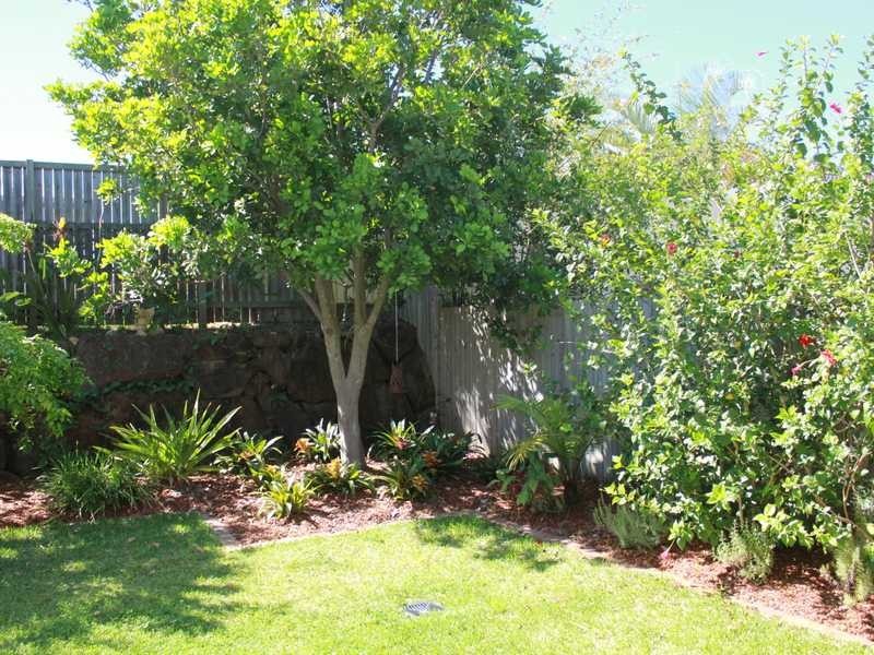 12 Casuarina Drive, Molendinar QLD 4214