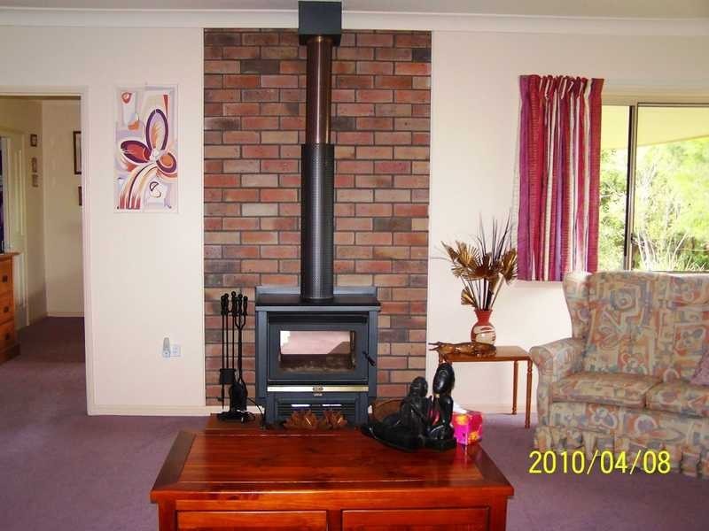 338 Christmas Creek Road, Laravale QLD 4285