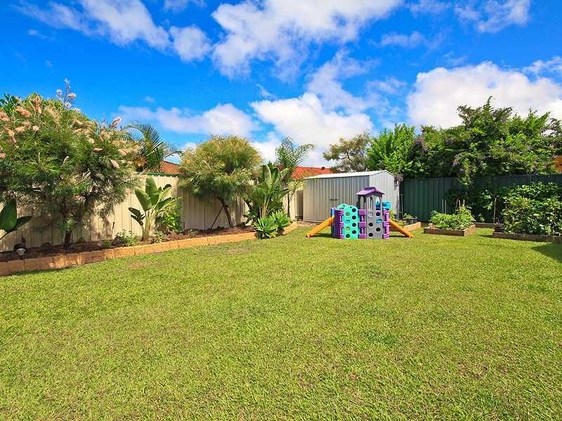 12 Coachwood Court, Burleigh Waters QLD 4220