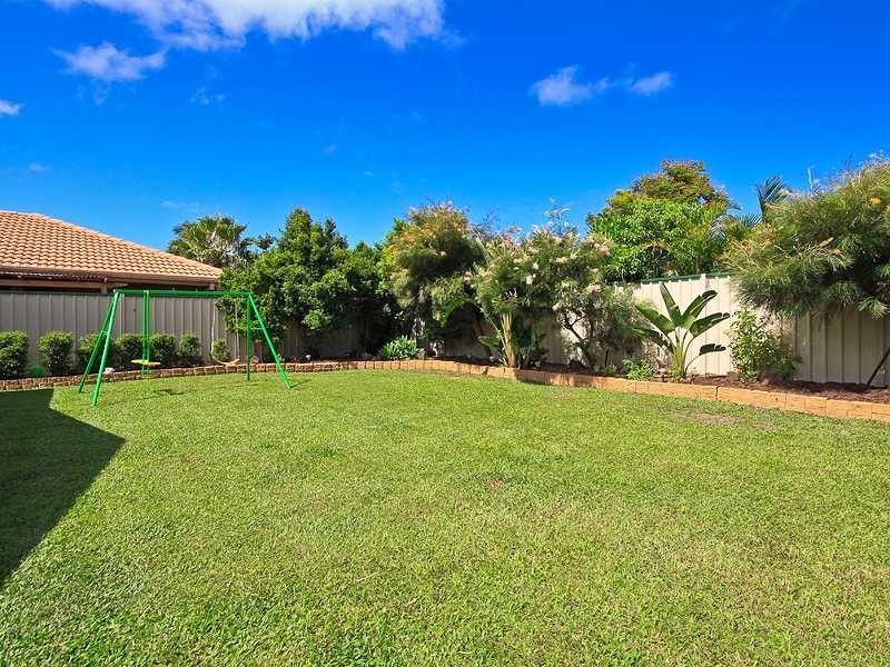 12 Coachwood Court, Burleigh Waters QLD 4220