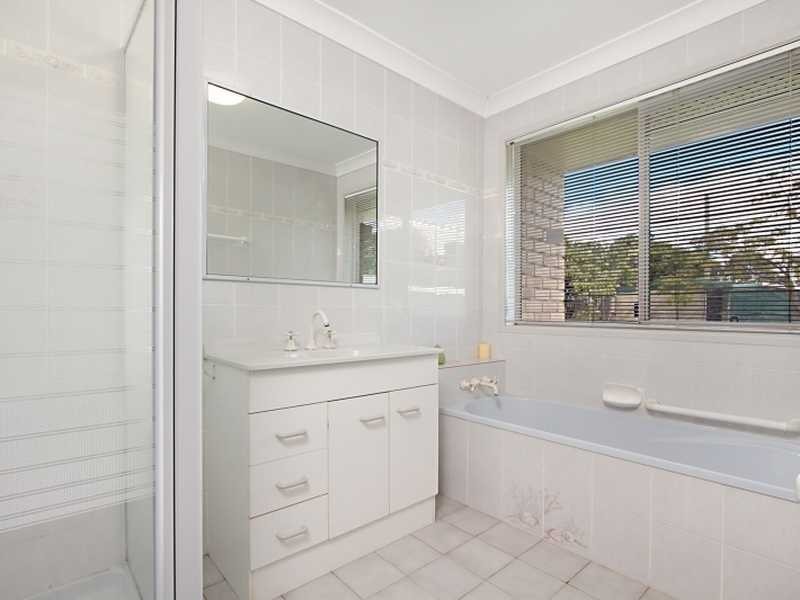56-58 Sandaver Crescent, Cedar Grove QLD 4285