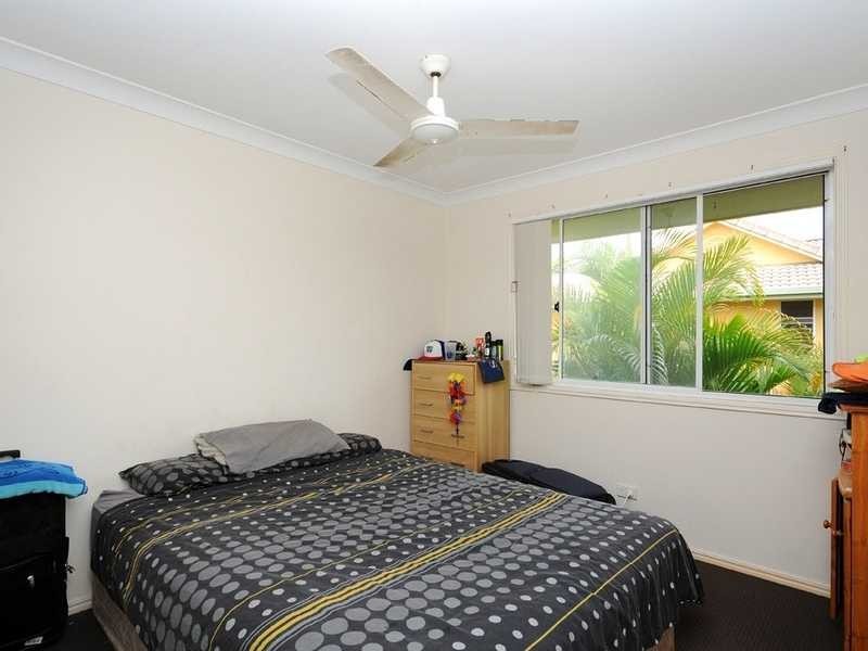 151/215 Cottesloe Dr, Mermaid Waters QLD 4218
