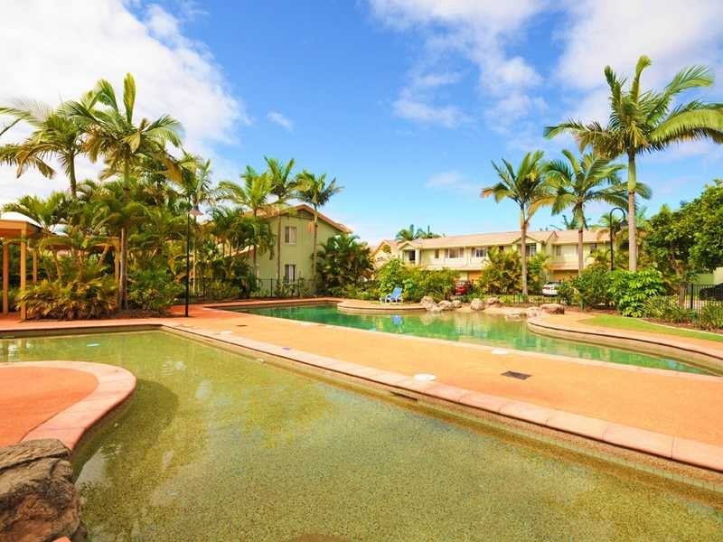 151/215 Cottesloe Dr, Mermaid Waters QLD 4218