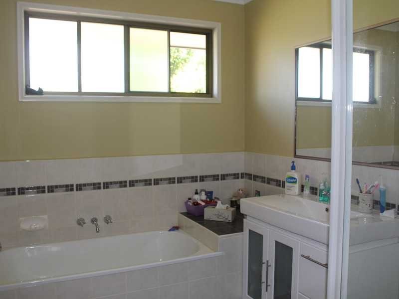 2 Orr Place, Burleigh Waters QLD 4220