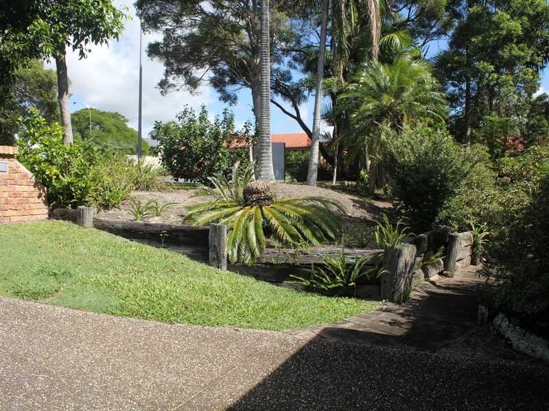 2 Orr Place, Burleigh Waters QLD 4220
