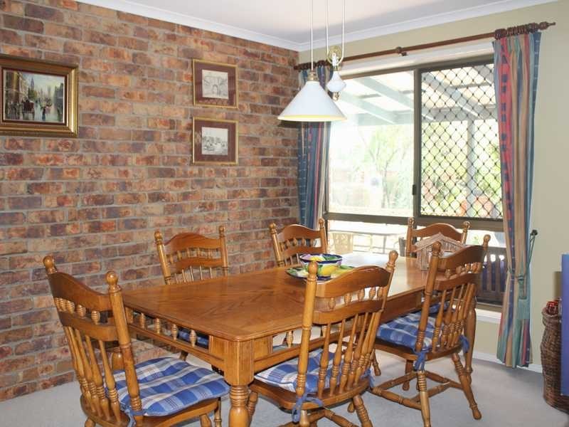 2 Orr Place, Burleigh Waters QLD 4220