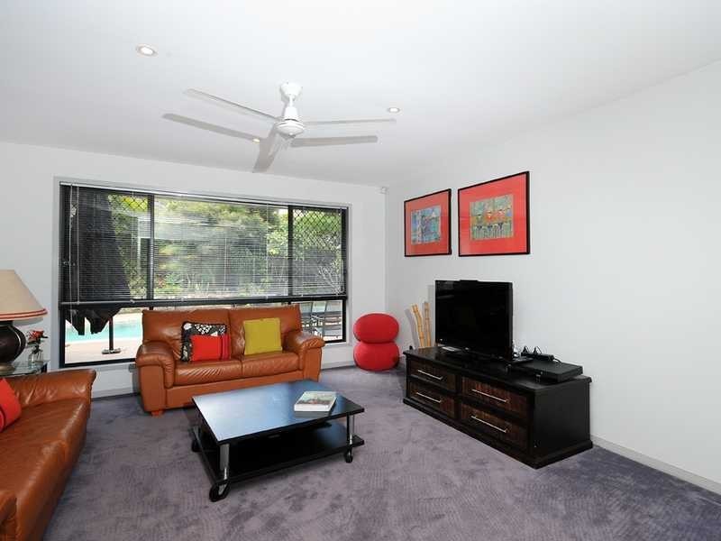 18 Glauca Street, Burleigh Heads QLD 4220