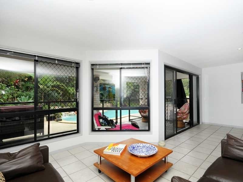 18 Glauca Street, Burleigh Heads QLD 4220