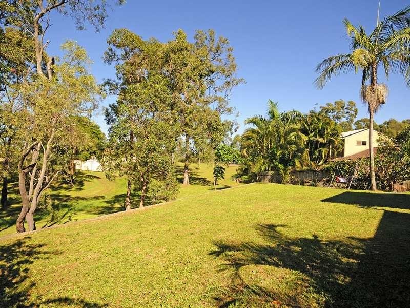 22 Cambridge Court, Carrara QLD 4211