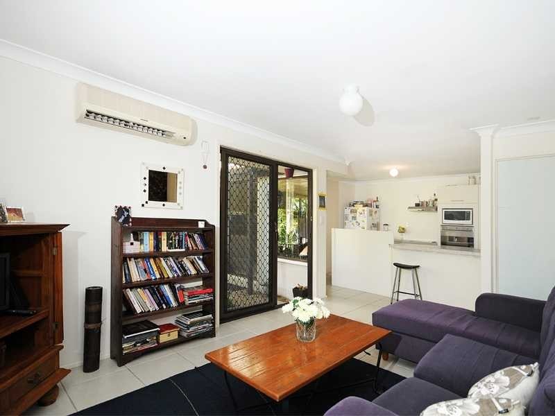 22 Cambridge Court, Carrara QLD 4211