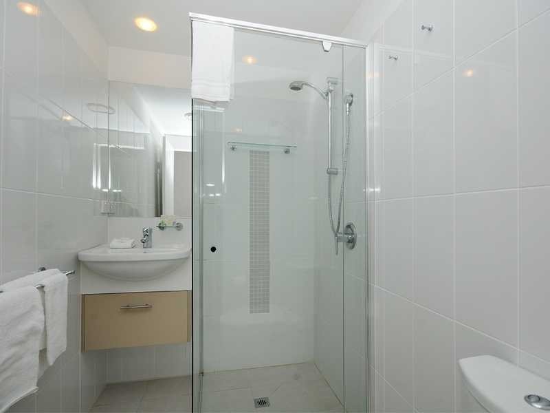 2210/2 Activa Way, Hope Island QLD 4212