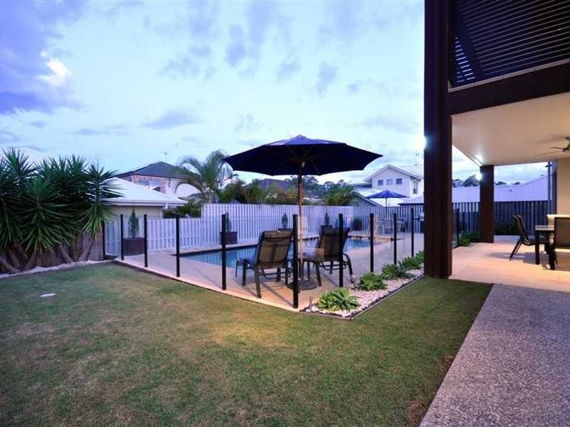 6 Giardino Lane, Varsity Lakes QLD 4227