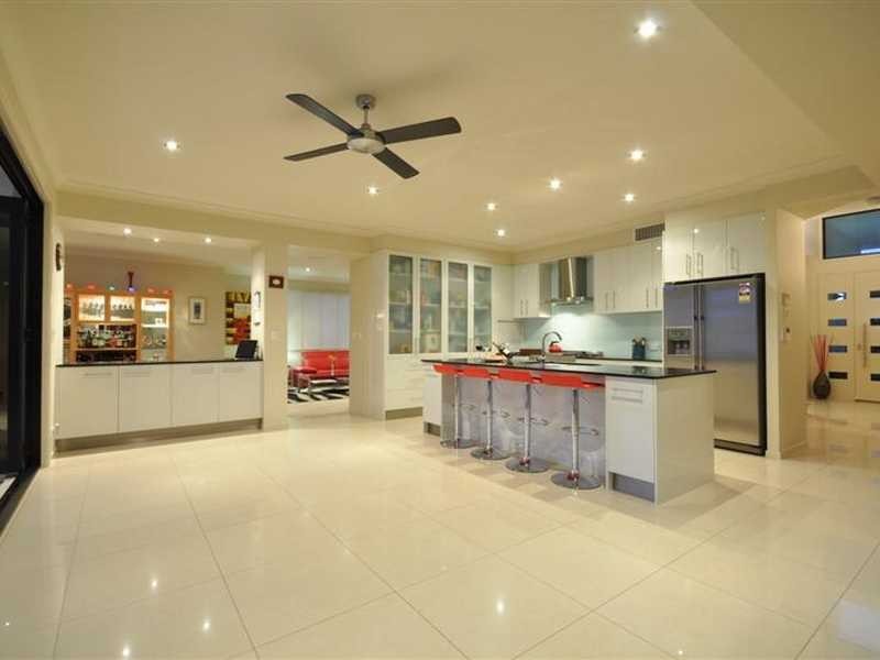 6 Giardino Lane, Varsity Lakes QLD 4227