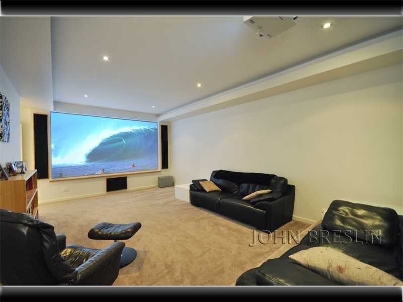 32 Willow Tree Drive, Reedy Creek QLD 4227