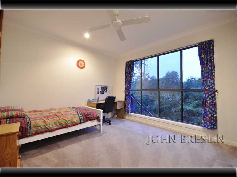 32 Willow Tree Drive, Reedy Creek QLD 4227