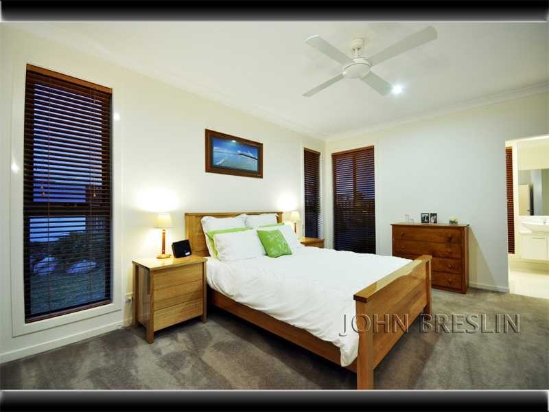 32 Willow Tree Drive, Reedy Creek QLD 4227