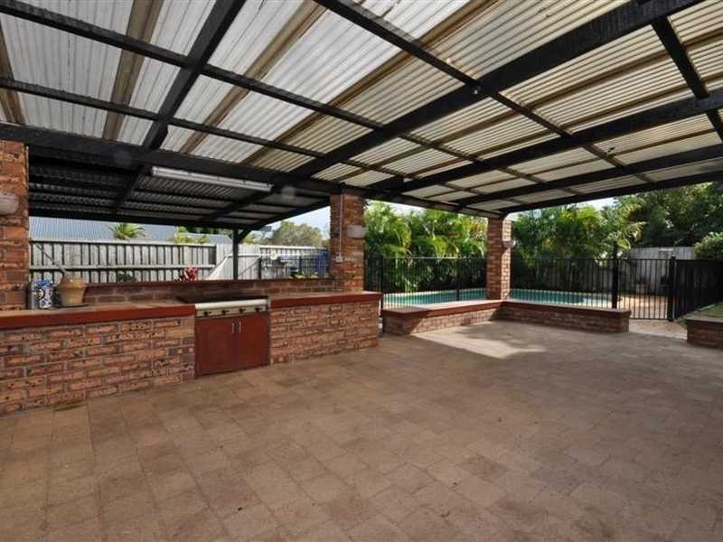 20 Hokitika Street, Broadbeach Waters QLD 4218