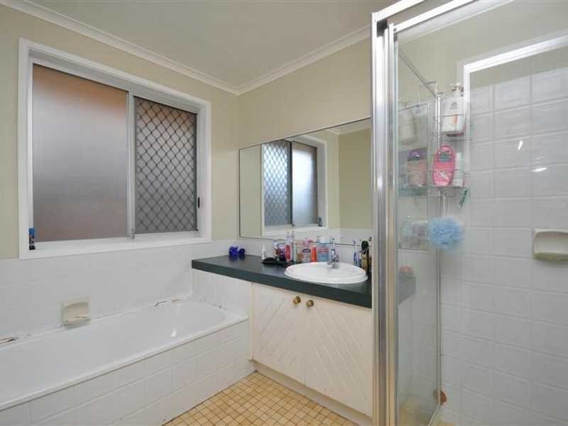 20 Hokitika Street, Broadbeach Waters QLD 4218
