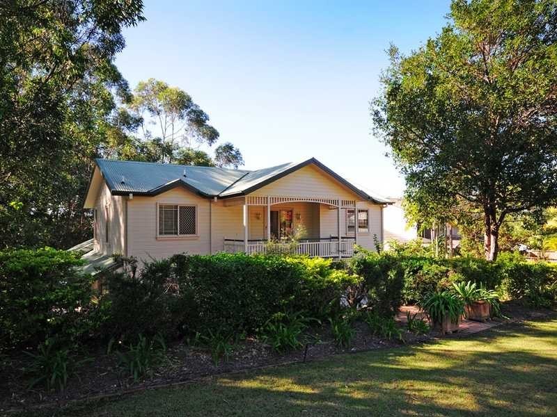 6 Yatama Place, Currumbin Waters QLD 4223