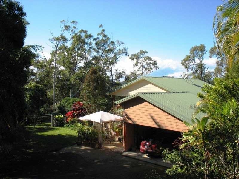 12 Yatama Place, Currumbin Waters QLD 4223