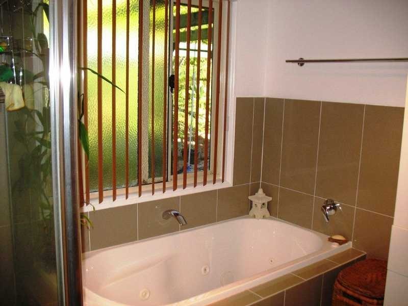 12 Yatama Place, Currumbin Waters QLD 4223