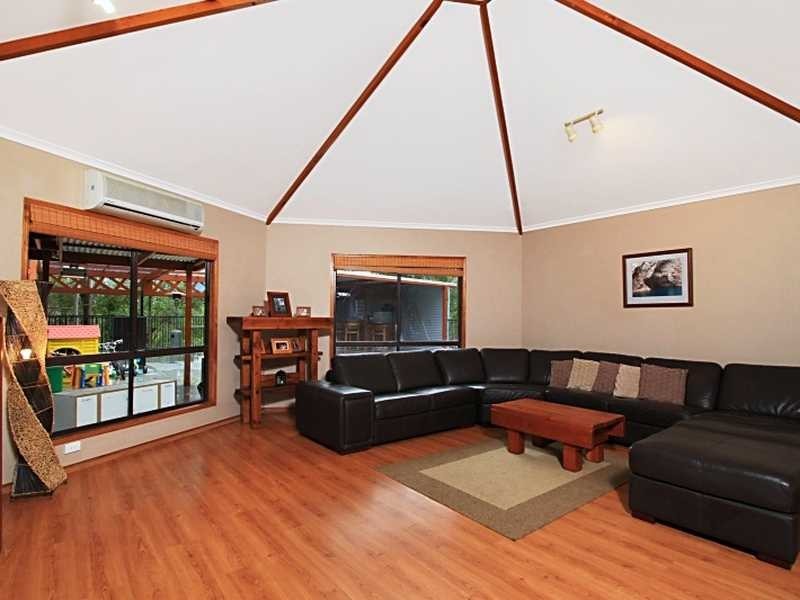 16 Apollo Court, Cedar Vale QLD 4285