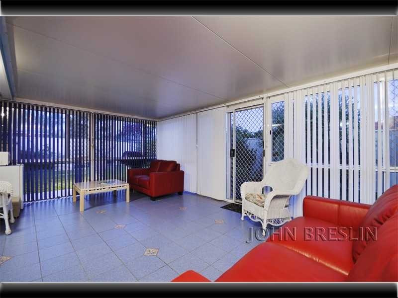 5 Oakland Court, Burleigh Waters QLD 4220