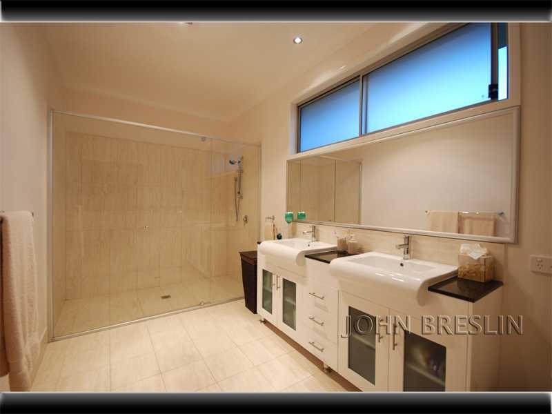 2 Culgoora Cres, Reedy Creek QLD 4227