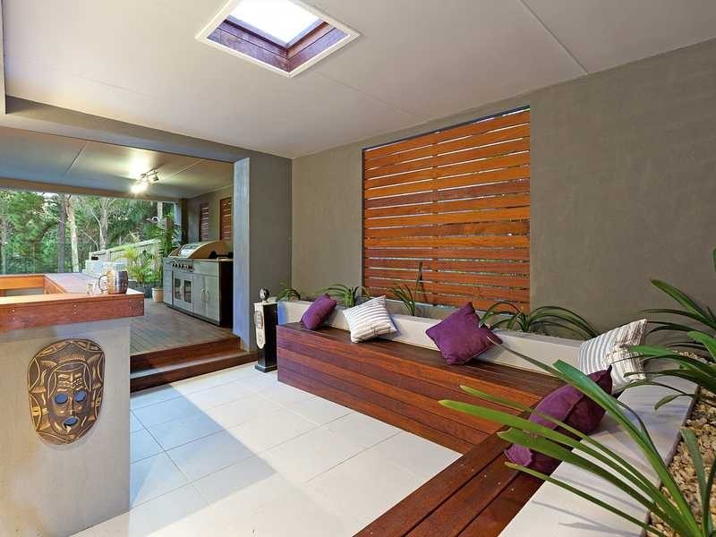 35 Illawarra Cres, Tugun QLD 4224